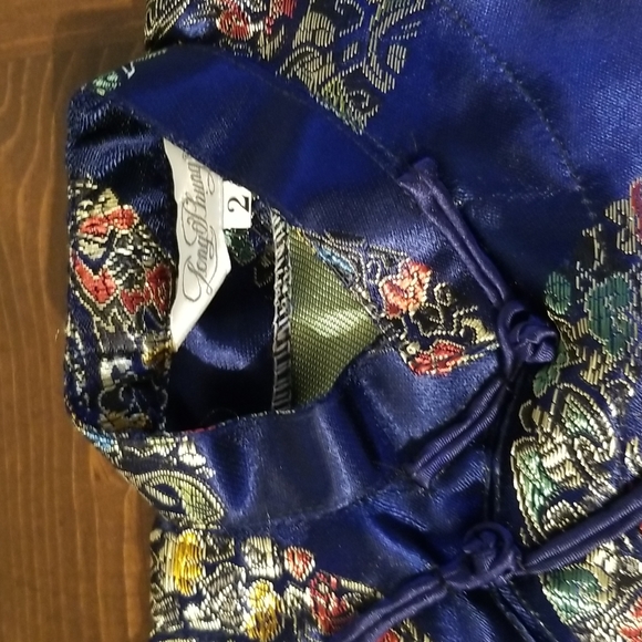 2pc Traditional Vietnamese Outfit Toddler Sz 2 - Picture 4 of 6